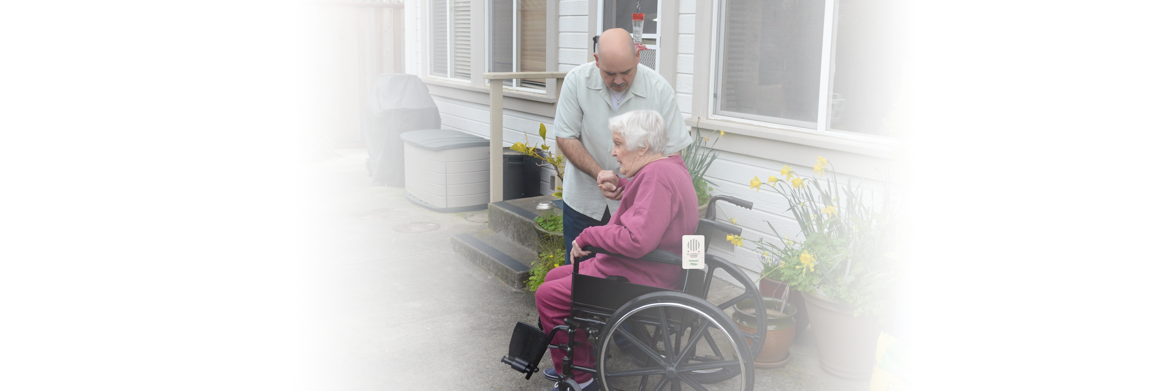 Basic_Corded_Monitor_on_Chair_1600x4800_Banner_Fade.png